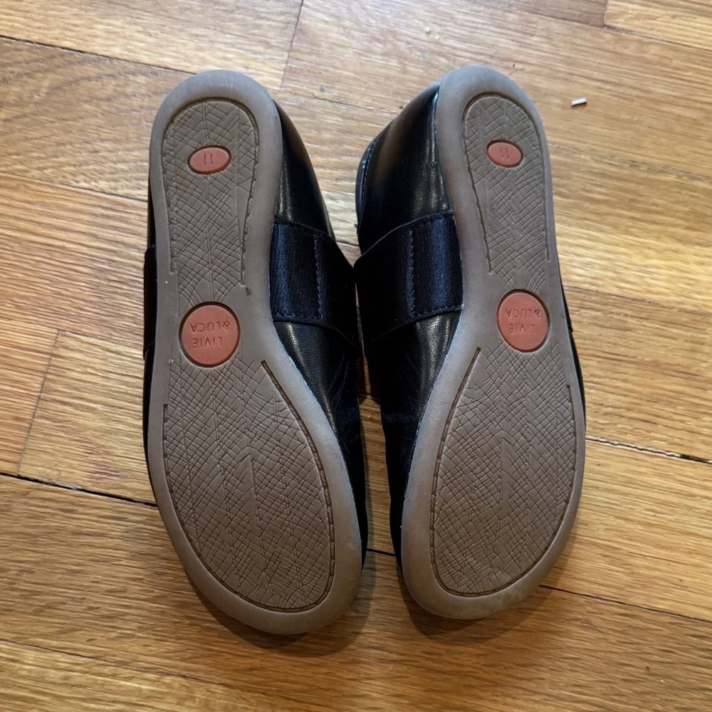 Livie & Luca Girls Black Mary Jane Flats with Elastic Strap